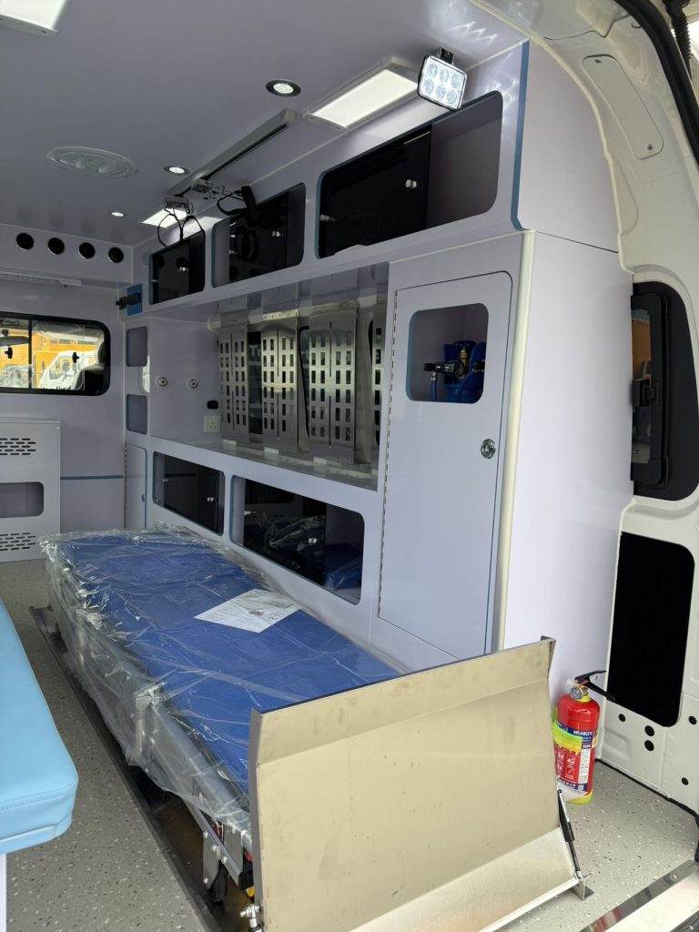 interior view of the rear compartment of the foton g9 ambulance